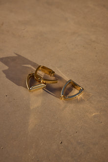 The Relic - Gld Stirrup